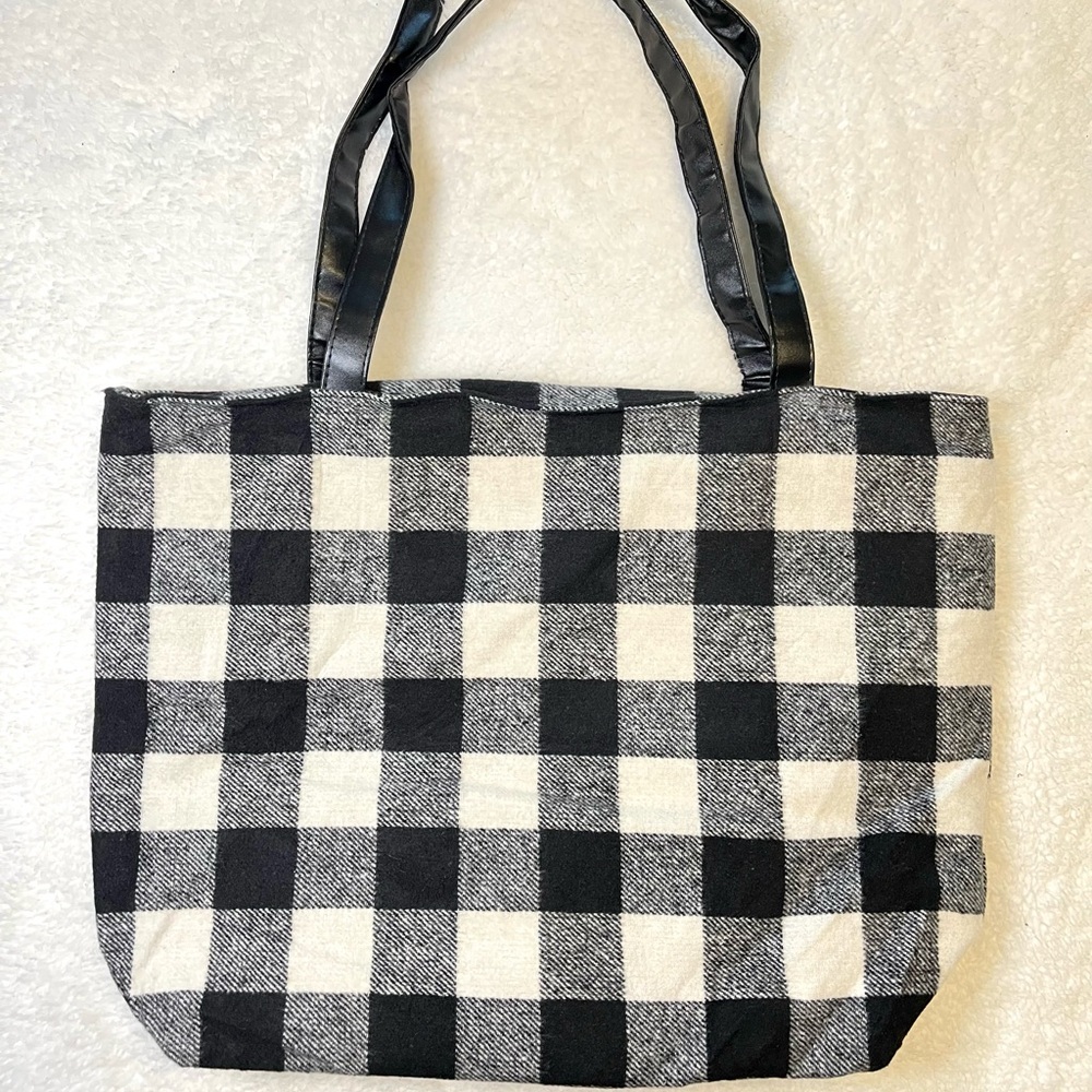 WHOLESALE PACK-6 B&W checkered tote bag